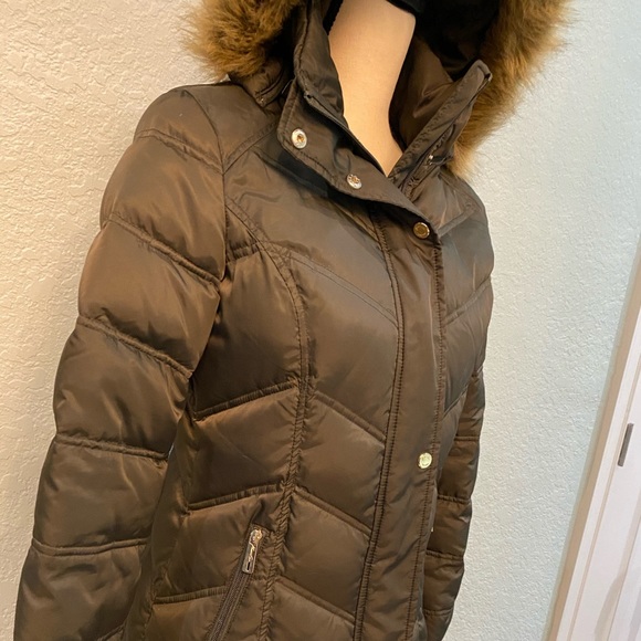 Kenneth Cole puffy jacket - Picture 2 of 5